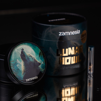 Lunar Howl (Zamnesia Seeds) - 7 Feminized Seeds + Grinder