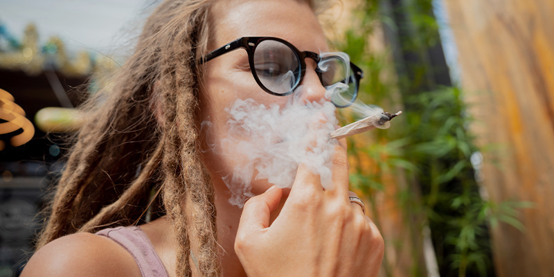 Inhaling cannabis: Requires practice
