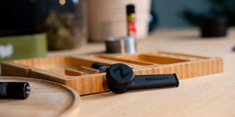 Zamnesia Karma Silicone Pipe (PieceMaker)